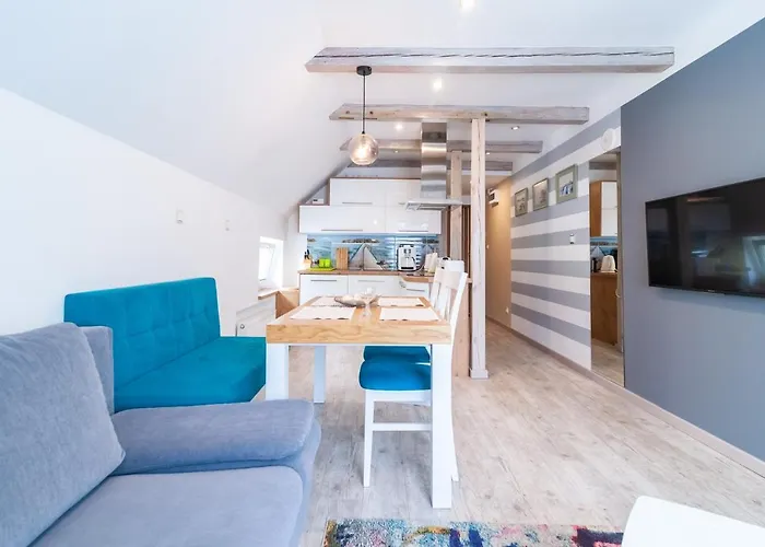 Nafali アパート *