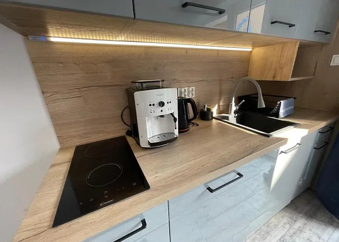 アパート Nafali ニエホジェ